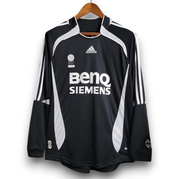 Real Madrid 2006-2007 Away Long Sleeve Shirt