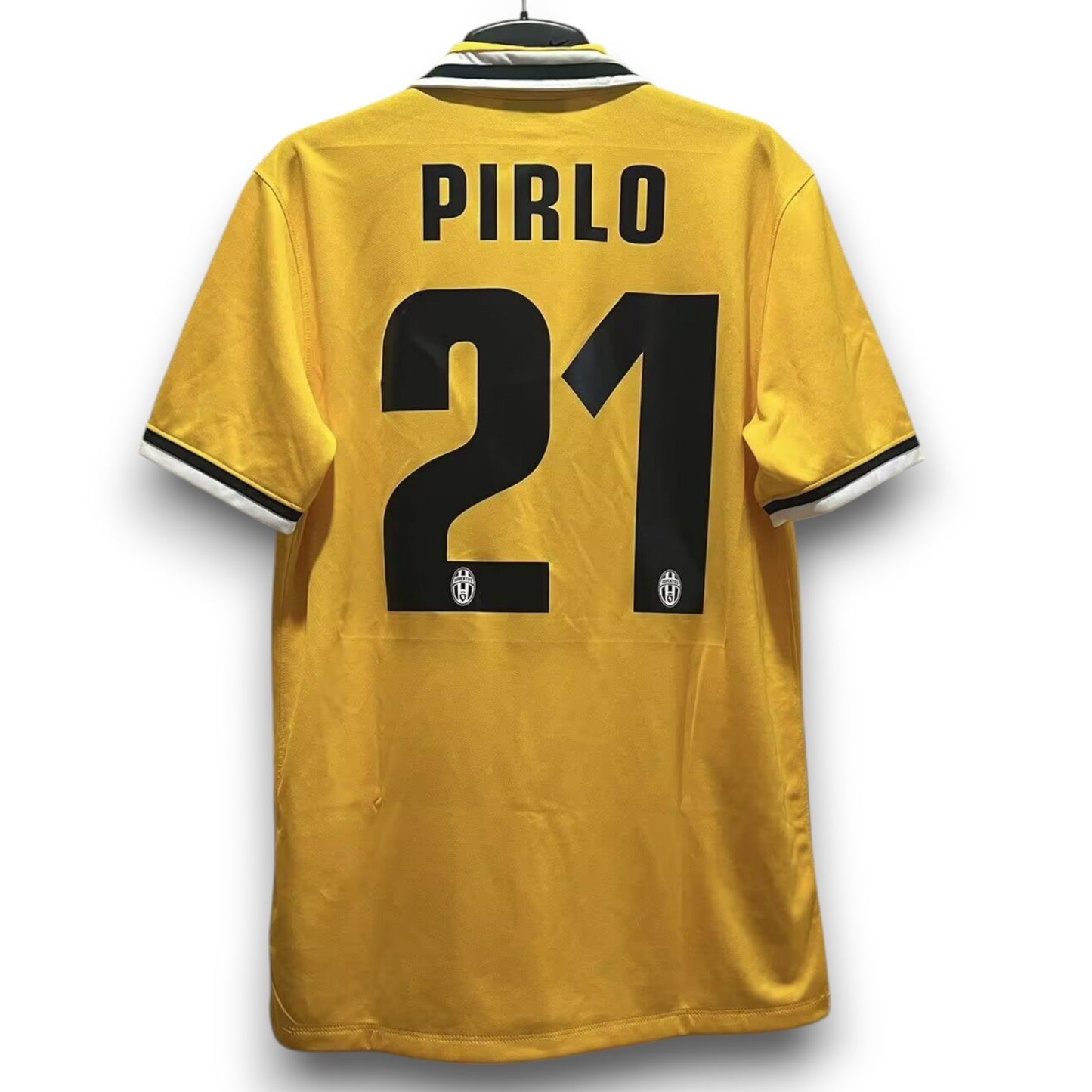 Juventus 2013-2014 Away Shirt