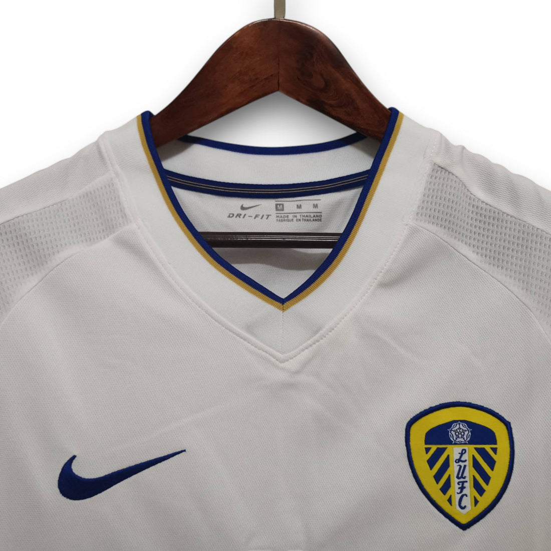 Camiseta Leeds United 2000-2001 Titel