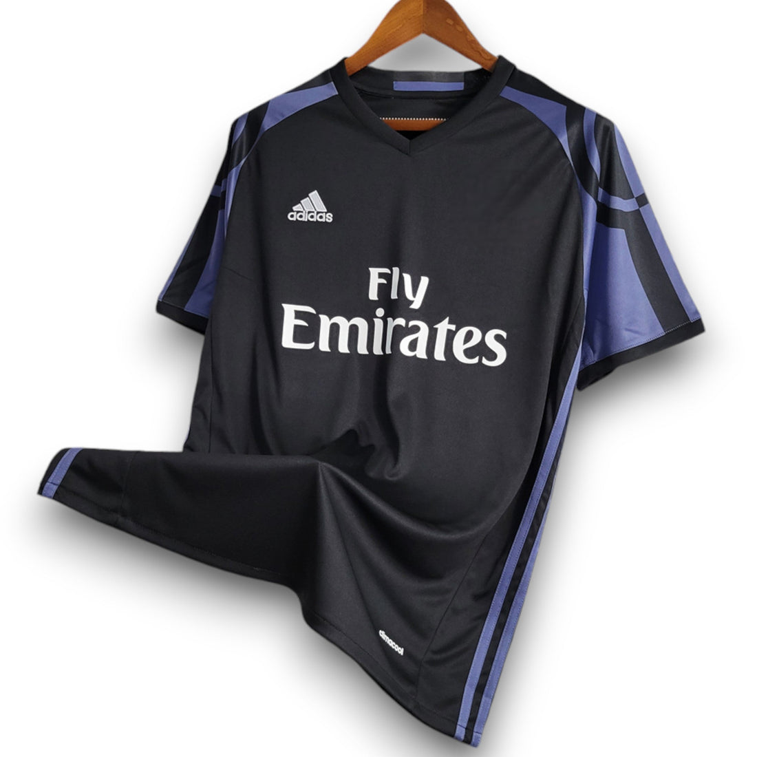 Real Madrid 2016-2017 Alternative Shirt