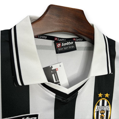 Camiseta Juventus 2001-2002 Titular