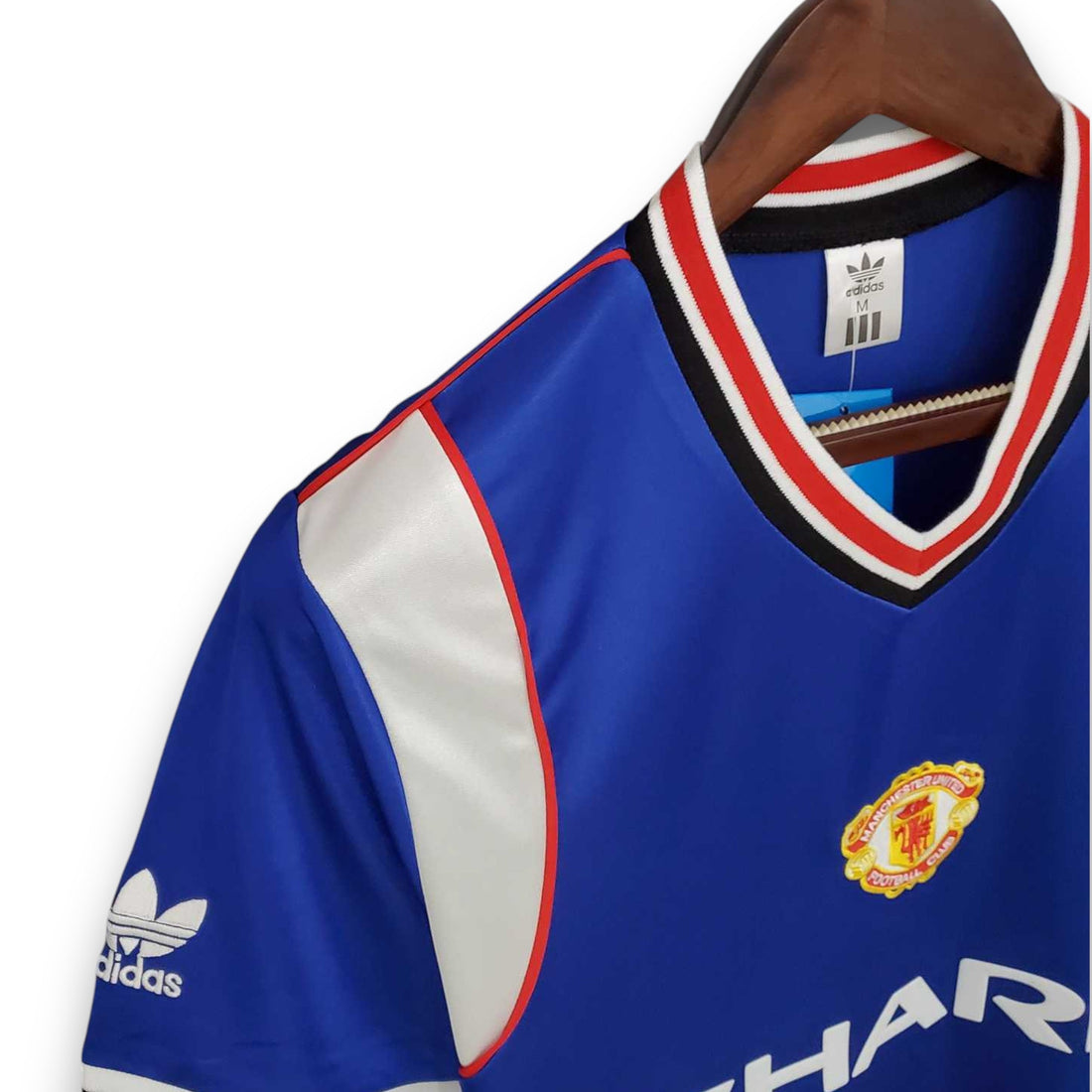 Manchester United 1985-1986 Away Shirt