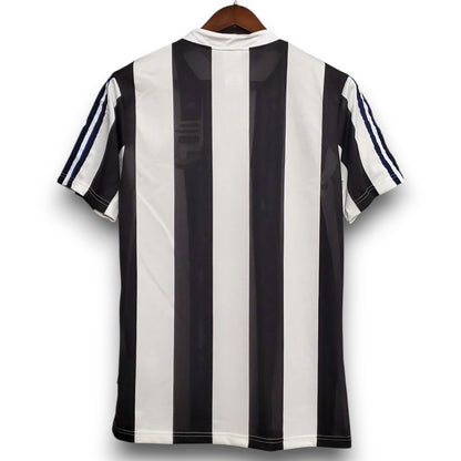 Camiseta Newcastle 1995-1996 Titular