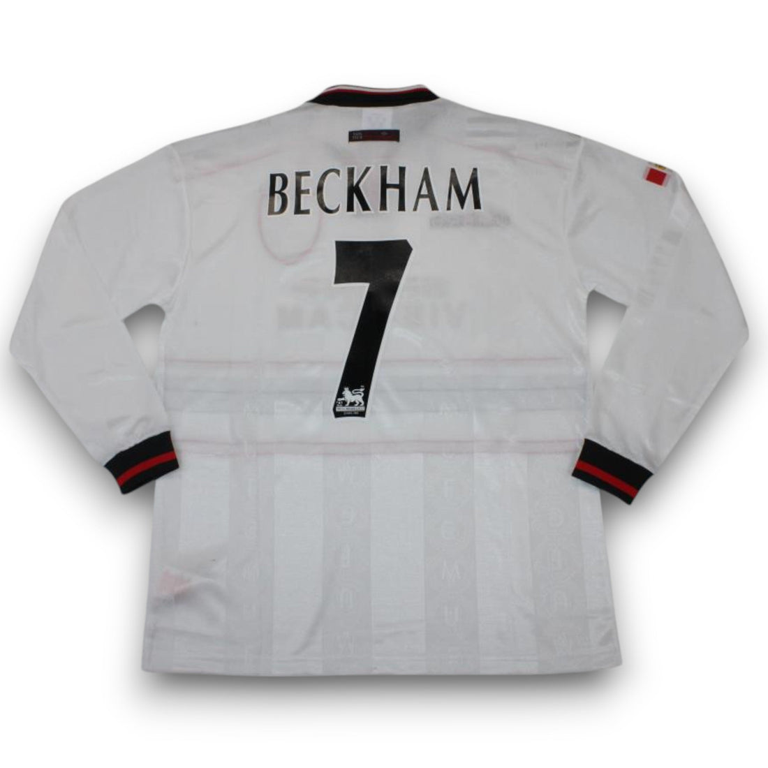 Manchester United 1997-1999 Away Long Sleeve Shirt