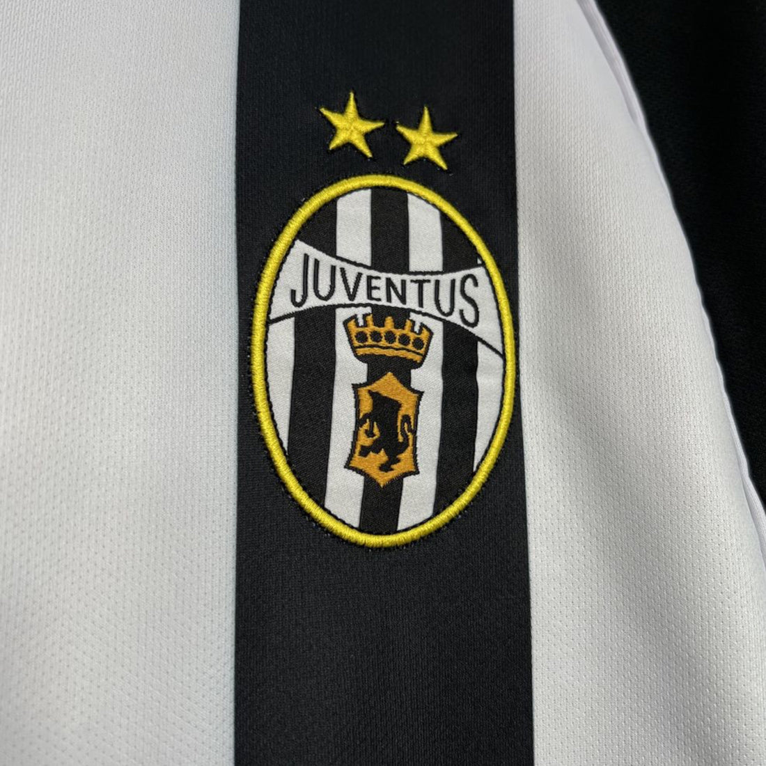 Juventus 2002-2003 Home Shirt