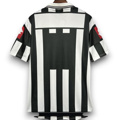 Camiseta Juventus 2001-2002 Titular